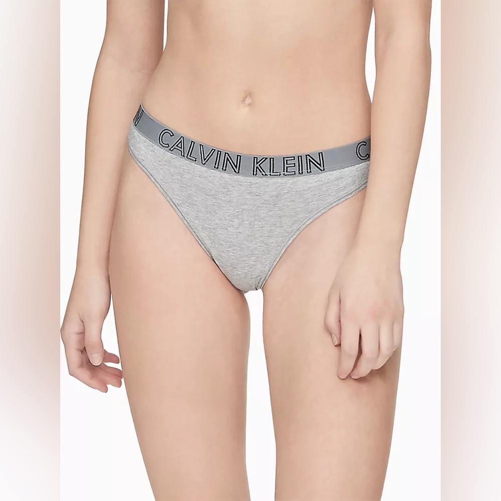 NEW Calvin Klein Womenâs Ultimate Cotton Thong - Size SMALL Grey Panties Tanga